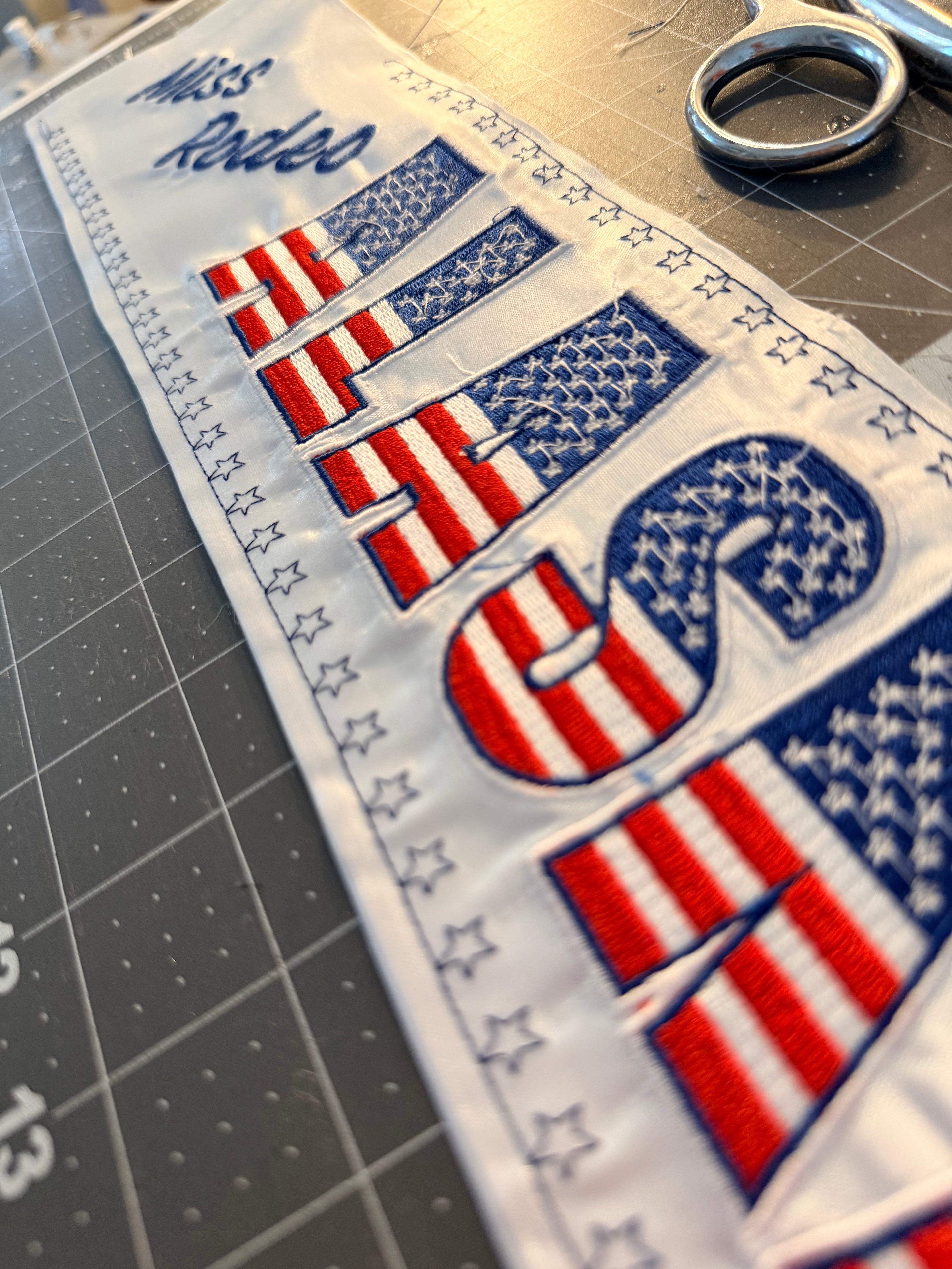 Logo / Specialty Sashes